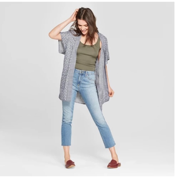 Universal Thread Light Blue Ankle Jeans - Picture 3 of 5